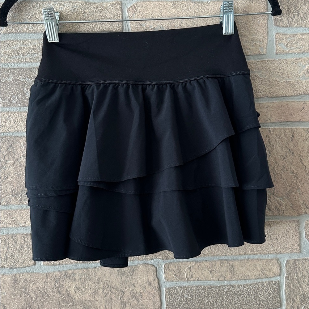 Aerie  flirty short / skirt size small black
